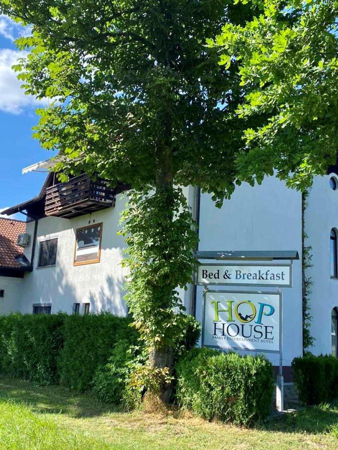 Hop House Garni Hotel Postojna Exteriér fotografie
