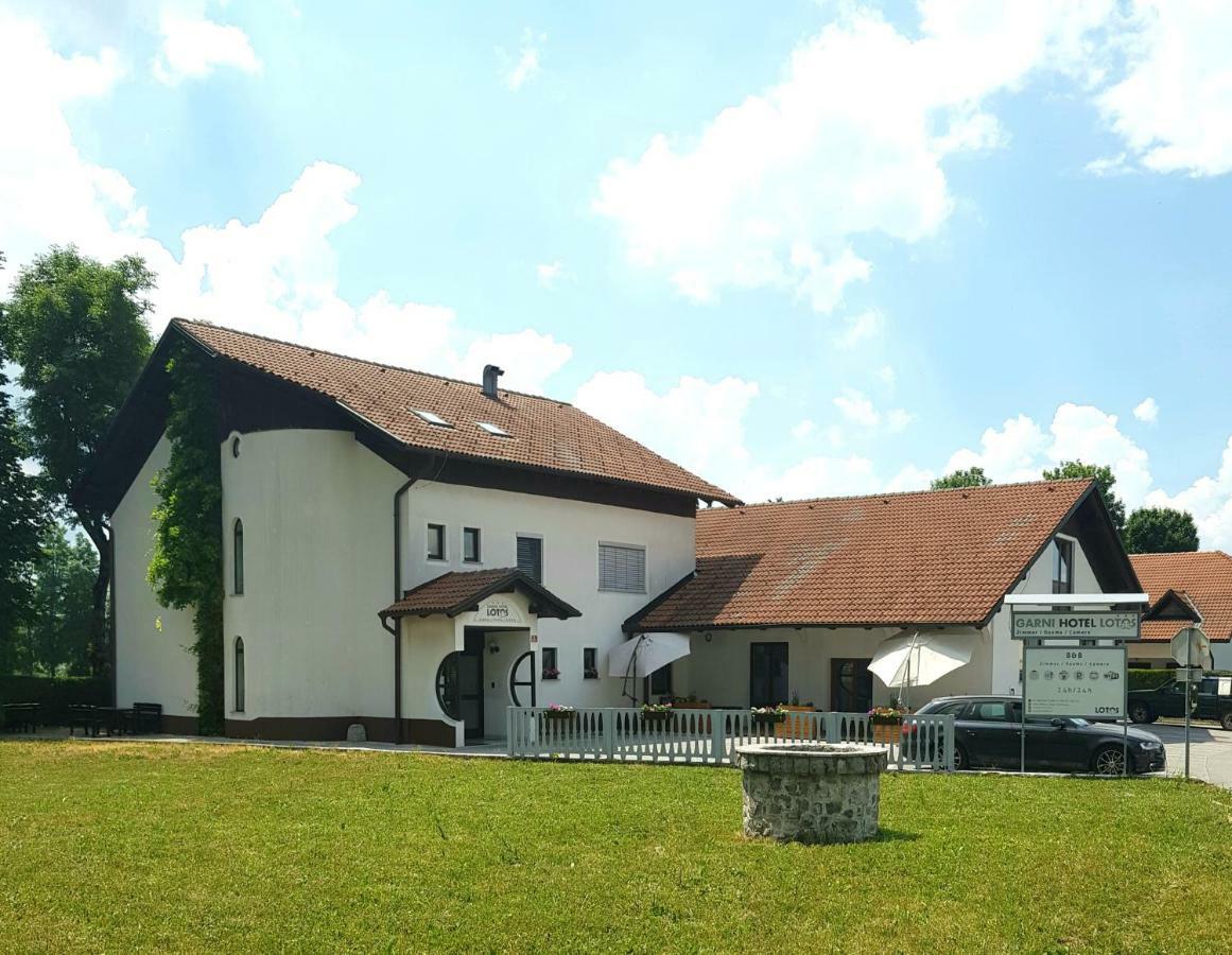 Hop House Garni Hotel Postojna Exteriér fotografie